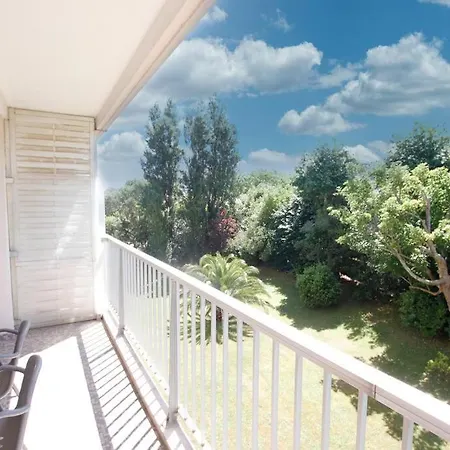 Splendide De 75m2 Avec Place De Parking A Inclus Biarritz