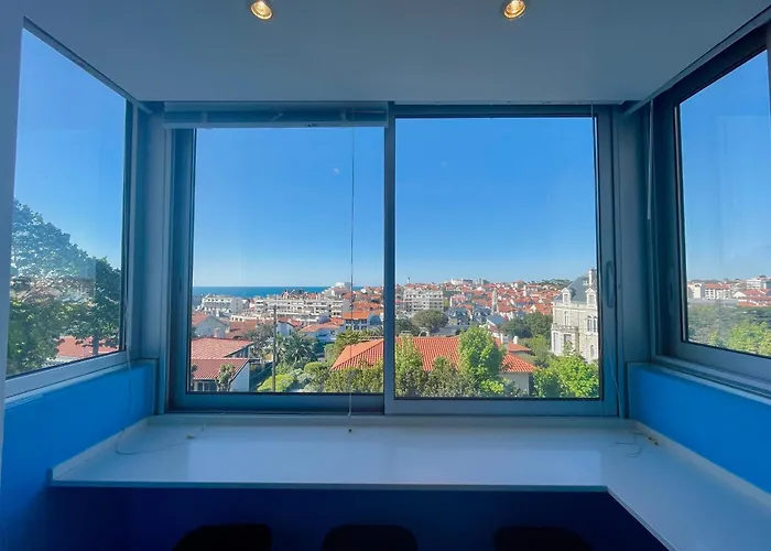 Splendide De 75m2 Avec Place De Parking A Inclus Biarritz